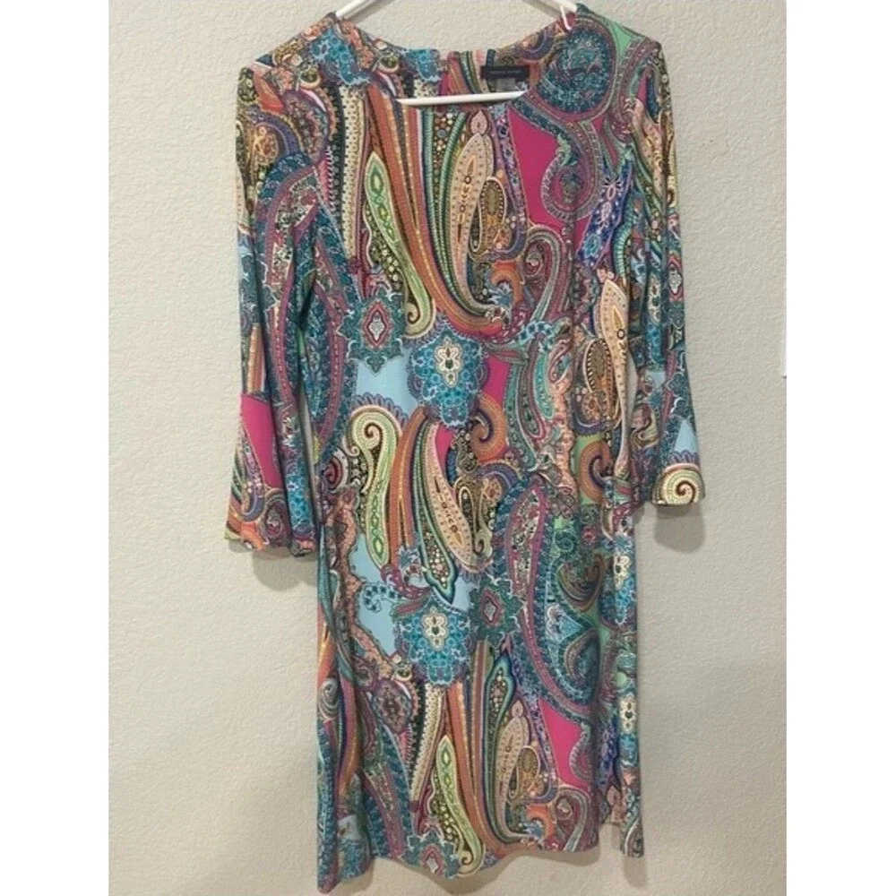 Tommy Hilfiger Dress Size 4 Blue Pink Paisley 3/4 Bell Sleeve Knee Length - Picture 2 of 4